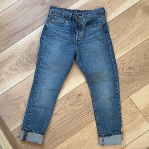 Levi's Classic Blue Ankle Jeans
